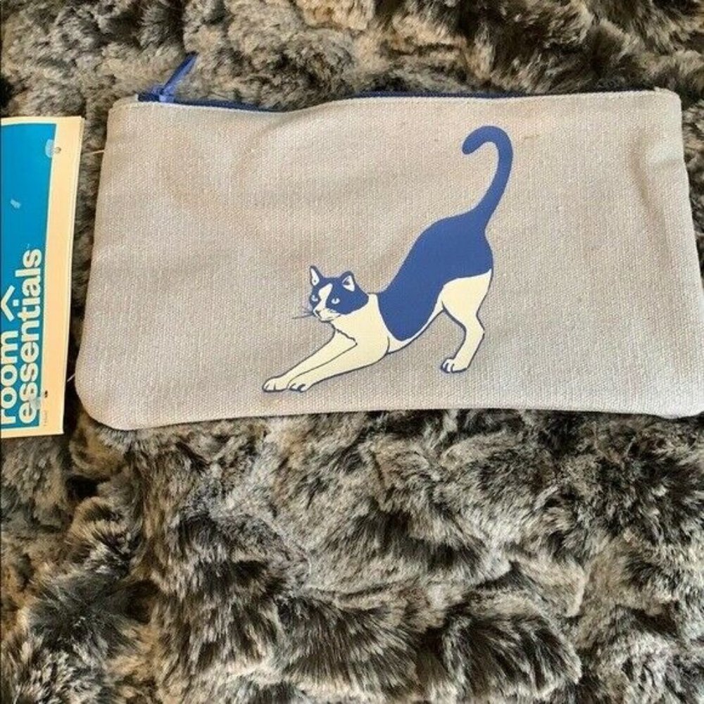 Room Essentials Blue Kitty Cat Canvas Pencil Bag Set - Set of 3 - Picture 4 of 9